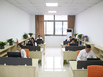 青青草视频電子（zǐ）-工作區域